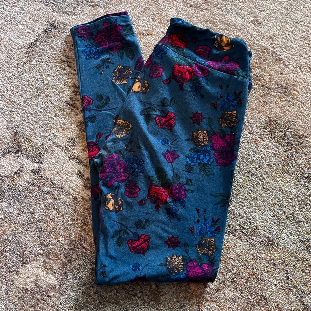 Lularoe o/s floral leggings